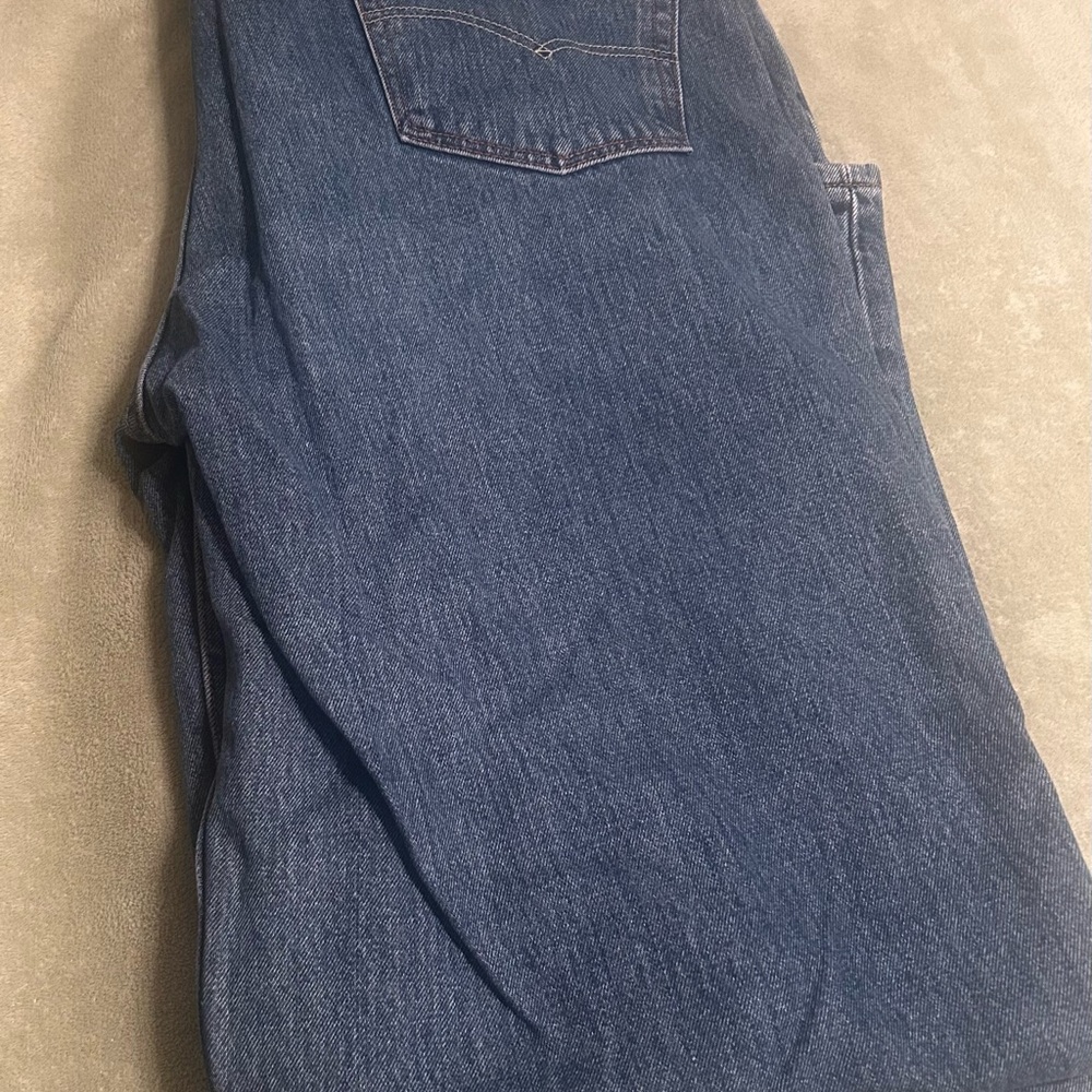 Levi's 560 Jeans 46 x 34 Blue Medium Wash Comfort Relaxed - Picture 2 of 4